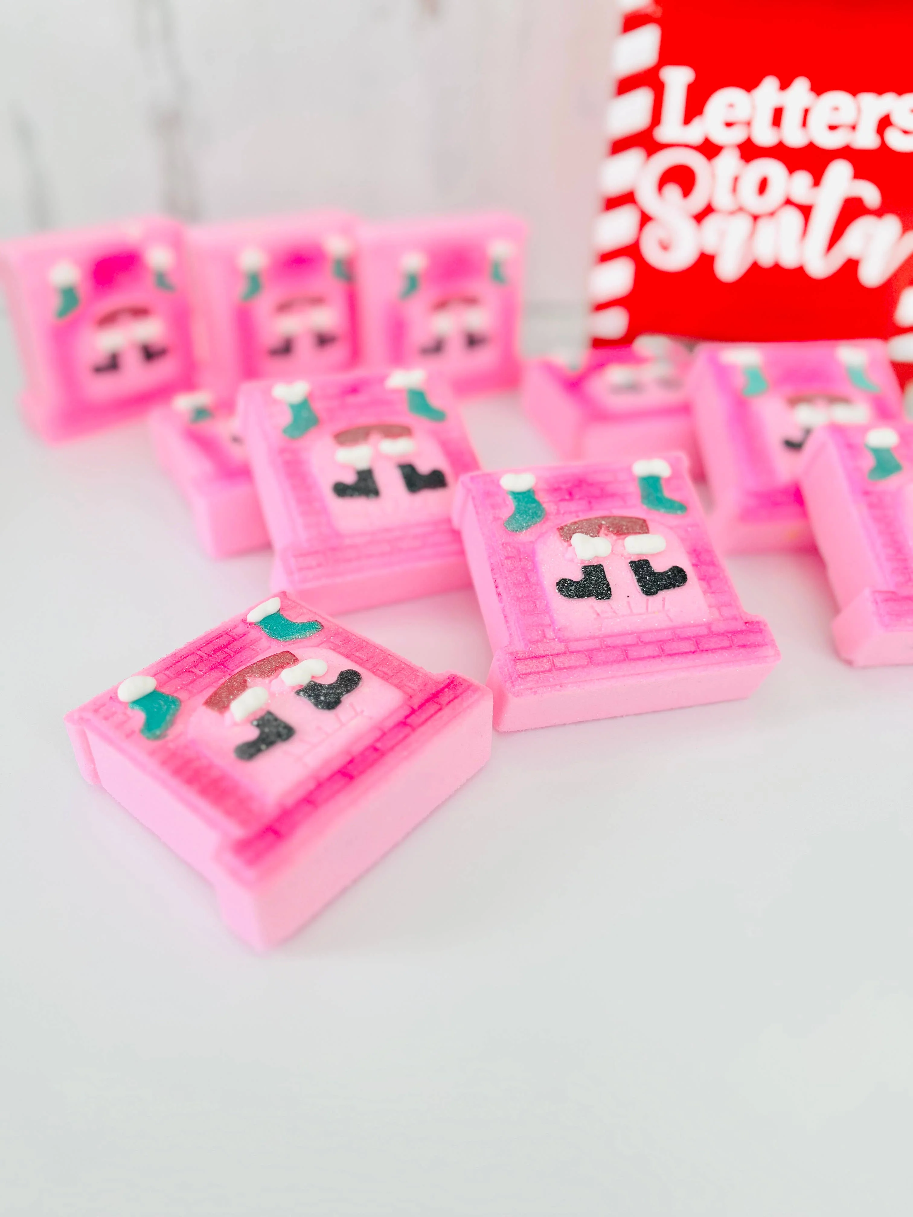 Santa's on the Way Bath Bomb - Image 4