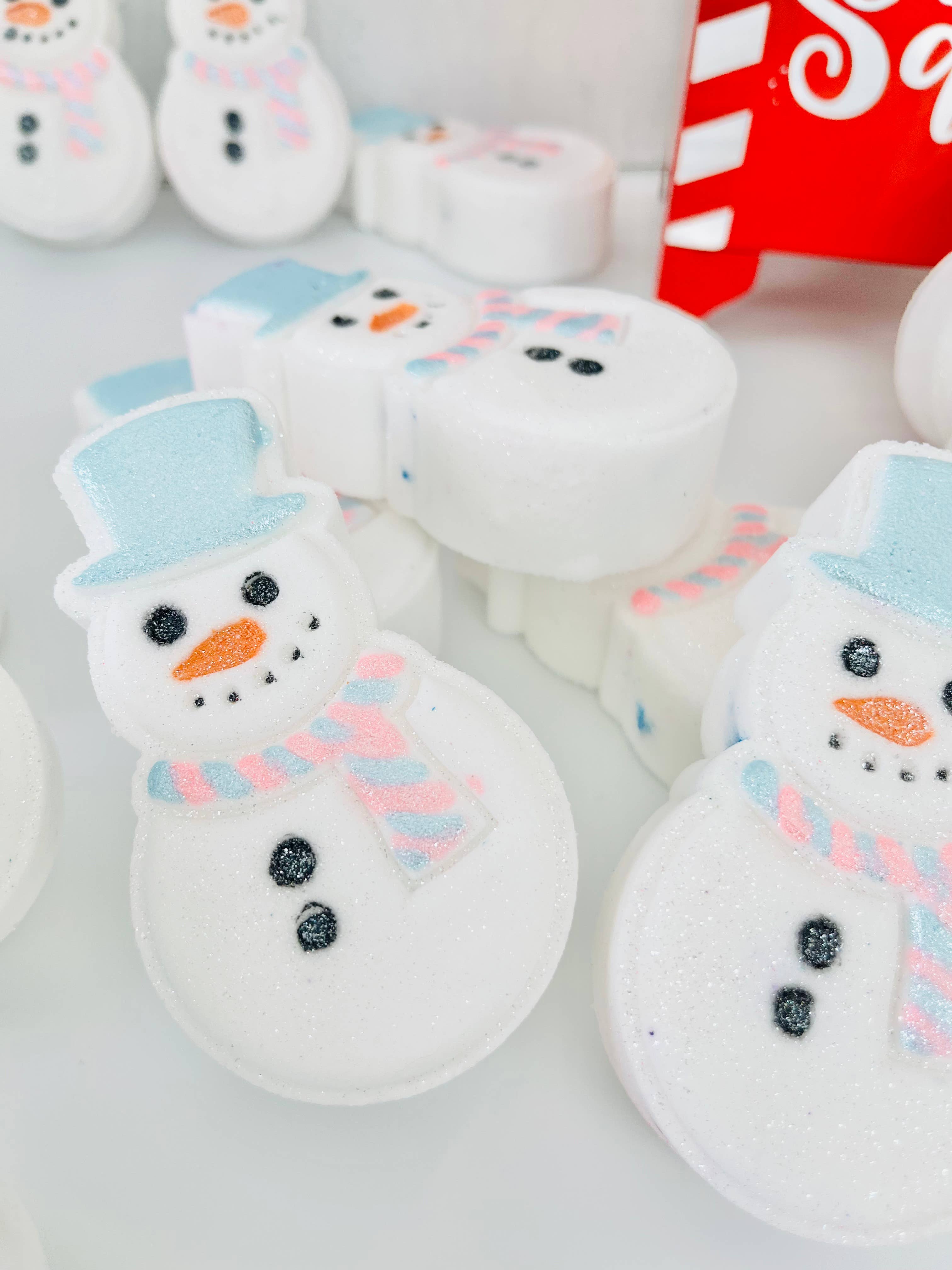 Snowman Bath Bomb - Image 4